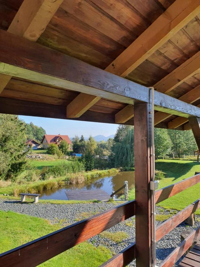 Apartamenty Czerwony Dworek - Duzy Teren Zielony, Plac Zabaw, Miejsce Na Grilla I Staw Z Mozliwoscia Wedkowania, Boisko Мыслаковице Экстерьер фото